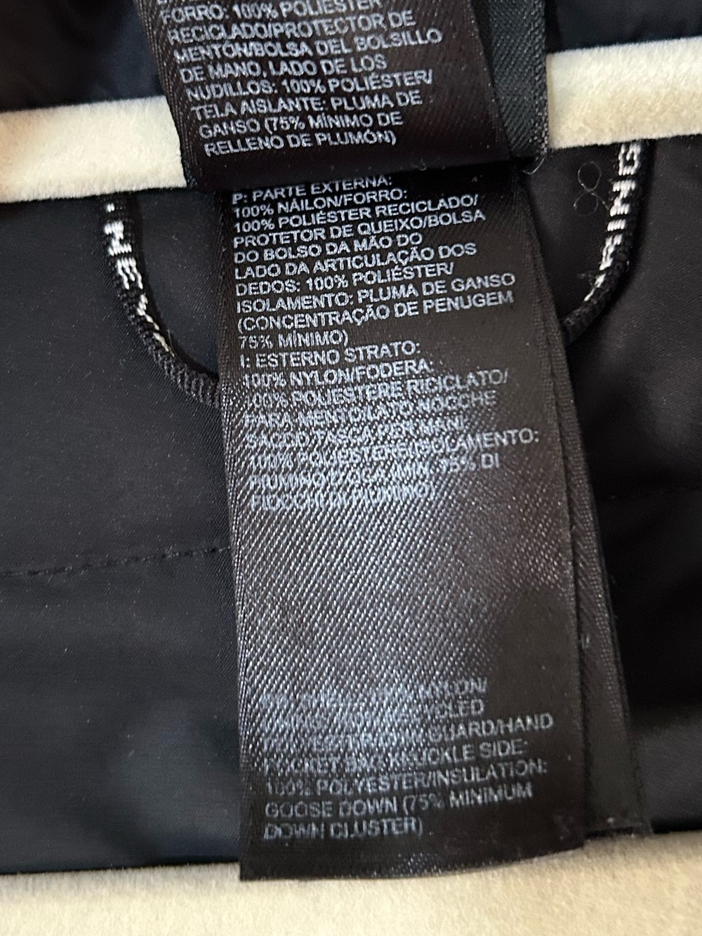 The North Face Women's XL Long Puffer Coat in Black - Picture 10 of 10
